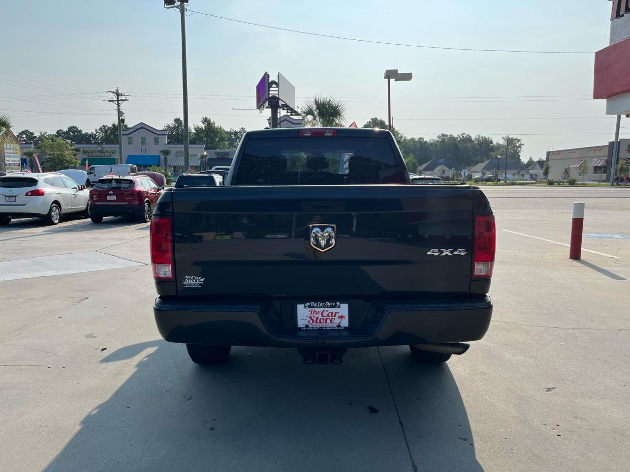 RAM 1500 Classic Express 4x4 Quad Cab 6'4" Box 2019