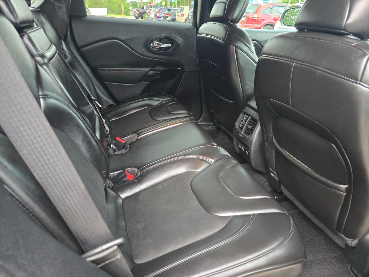 Jeep Cherokee Altitude 4x4 2019