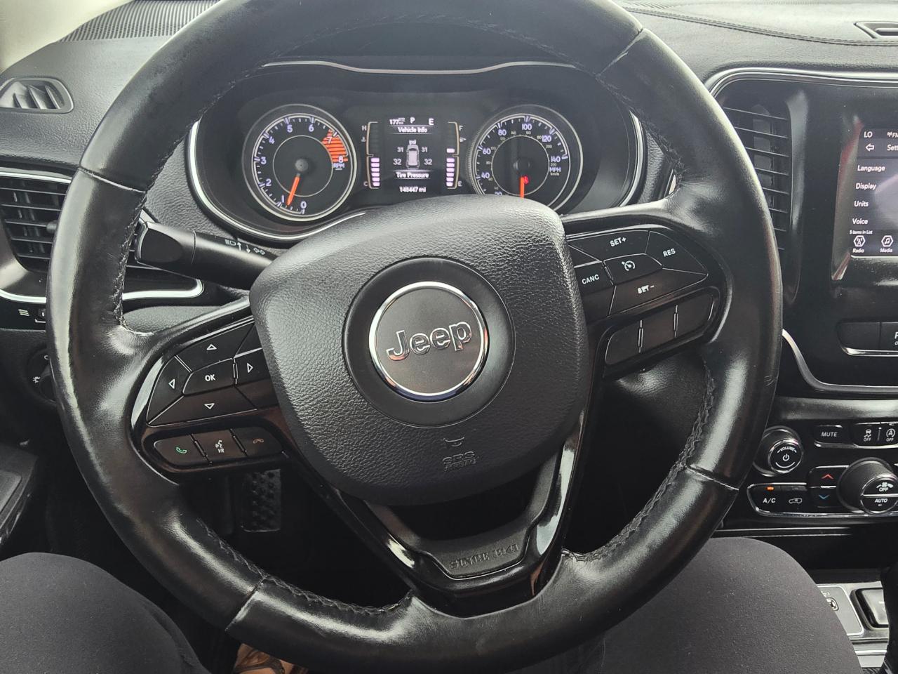 Jeep Cherokee Altitude 4x4 2019