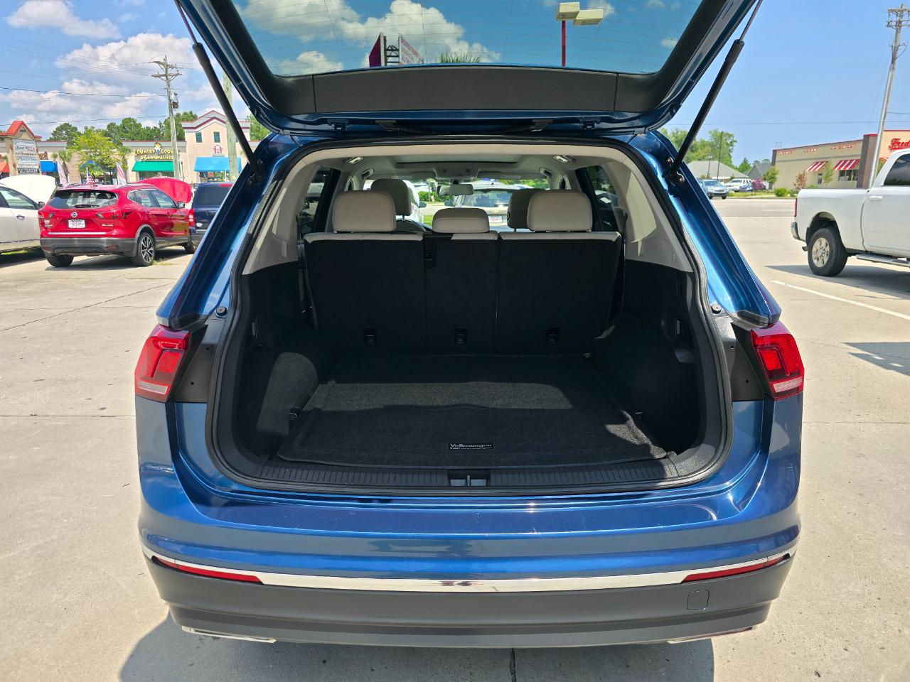 Volkswagen Tiguan 2.0T SEL 4MOTION 2018