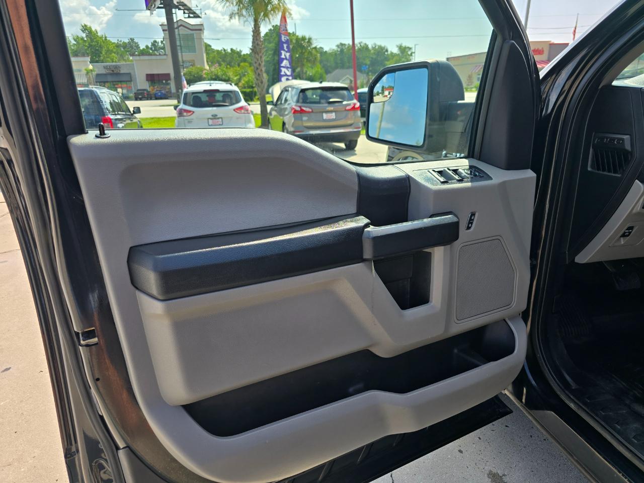 Ford F-150 2WD SuperCab 145" XL 2016
