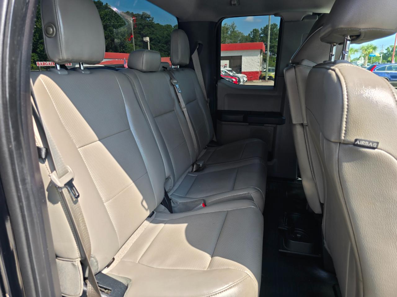 Ford F-150 2WD SuperCab 145" XL 2016