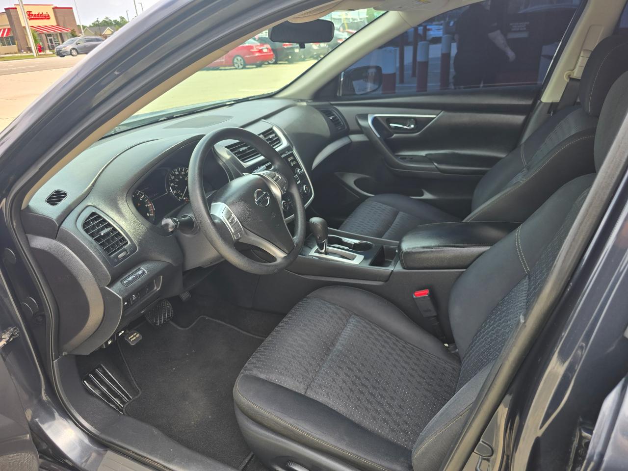 Nissan Altima 2.5 Sedan 2017