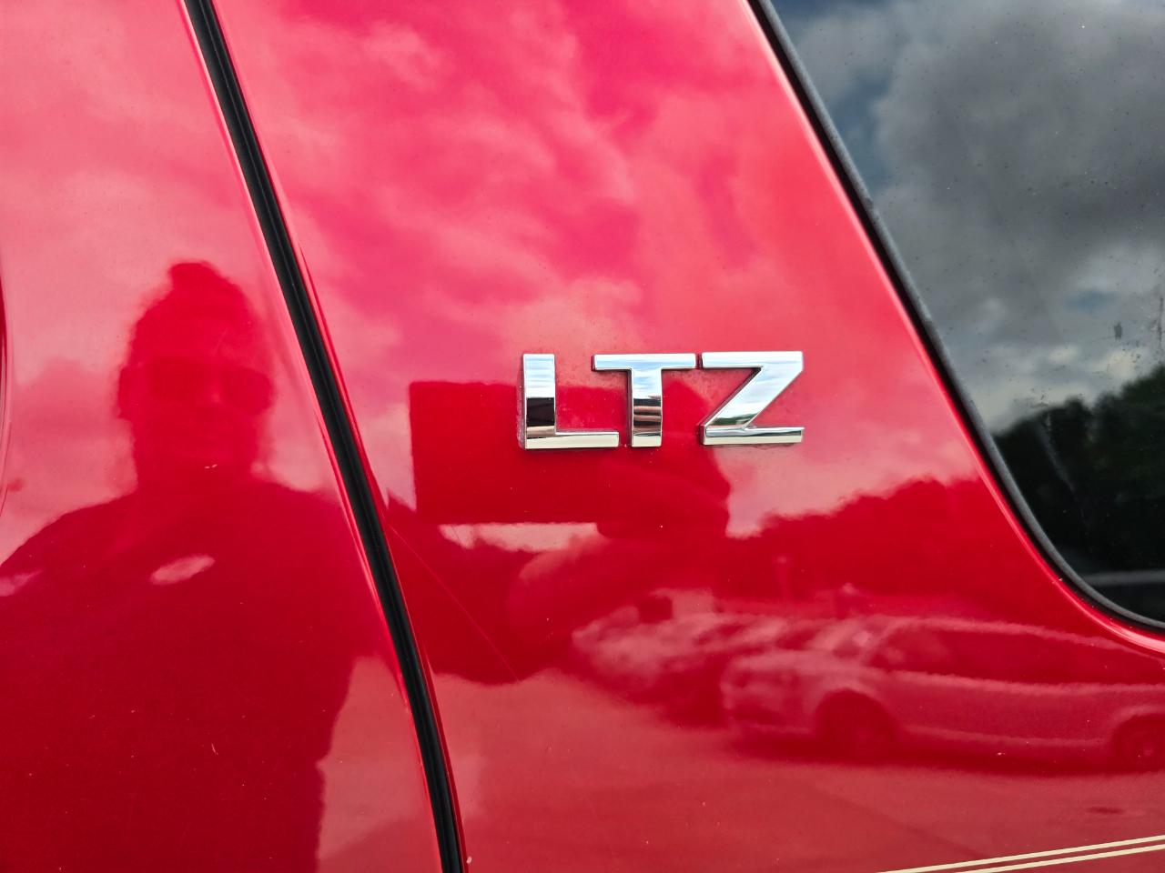 Chevrolet Tahoe 2WD 4dr 1500 LTZ 2013