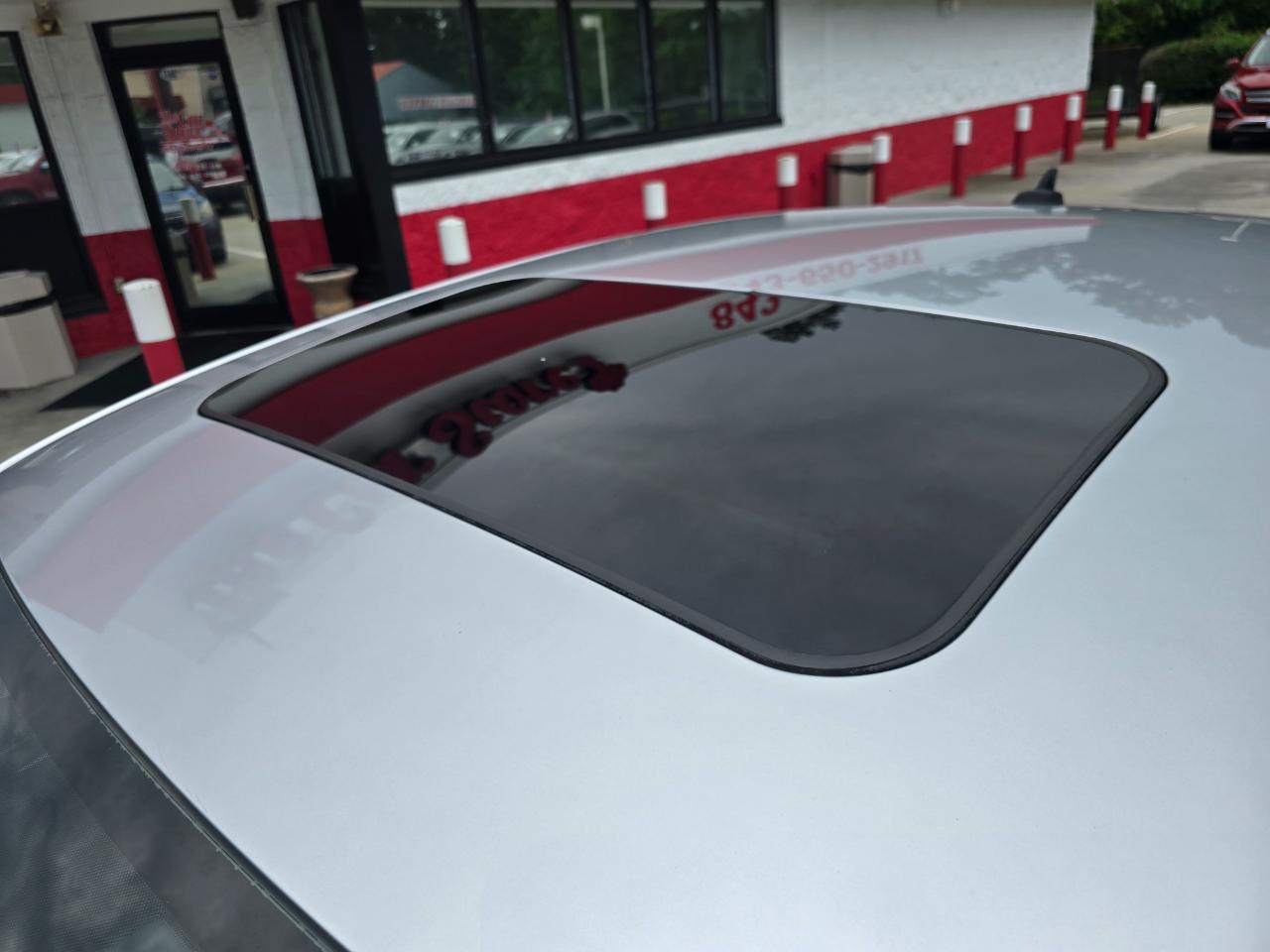 Volkswagen Passat 4dr Sdn 1.8T Auto SE PZEV 2016