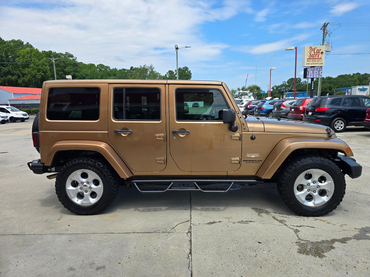 Jeep Wrangler Unlimited 4WD 4dr Sahara 2015