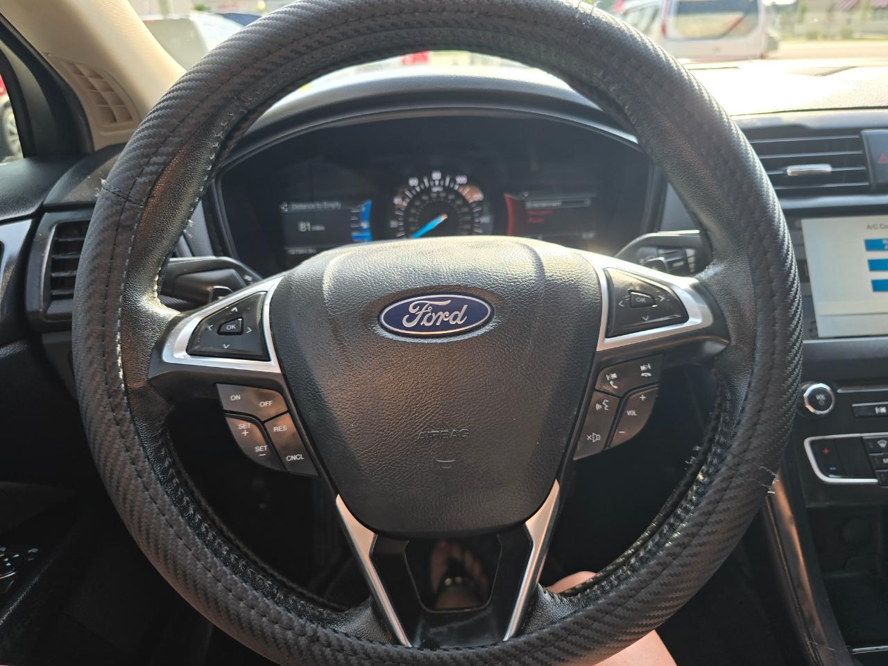 Ford Fusion SE FWD 2018