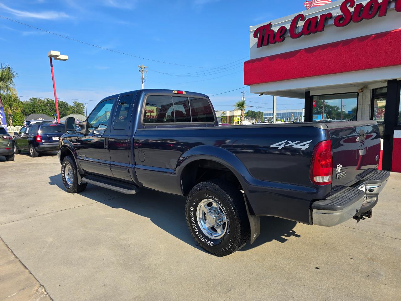 Ford Super Duty F-250 Supercab 142" Lariat 4WD 2001