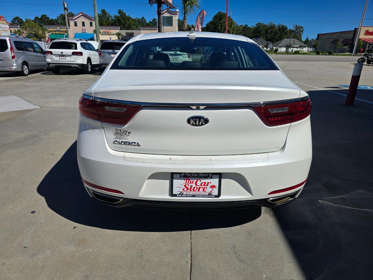 Kia Cadenza Premium Sedan 2017