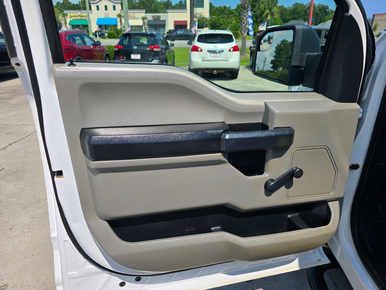 Ford F-150 XLT 4WD Reg Cab 8' Box 2019