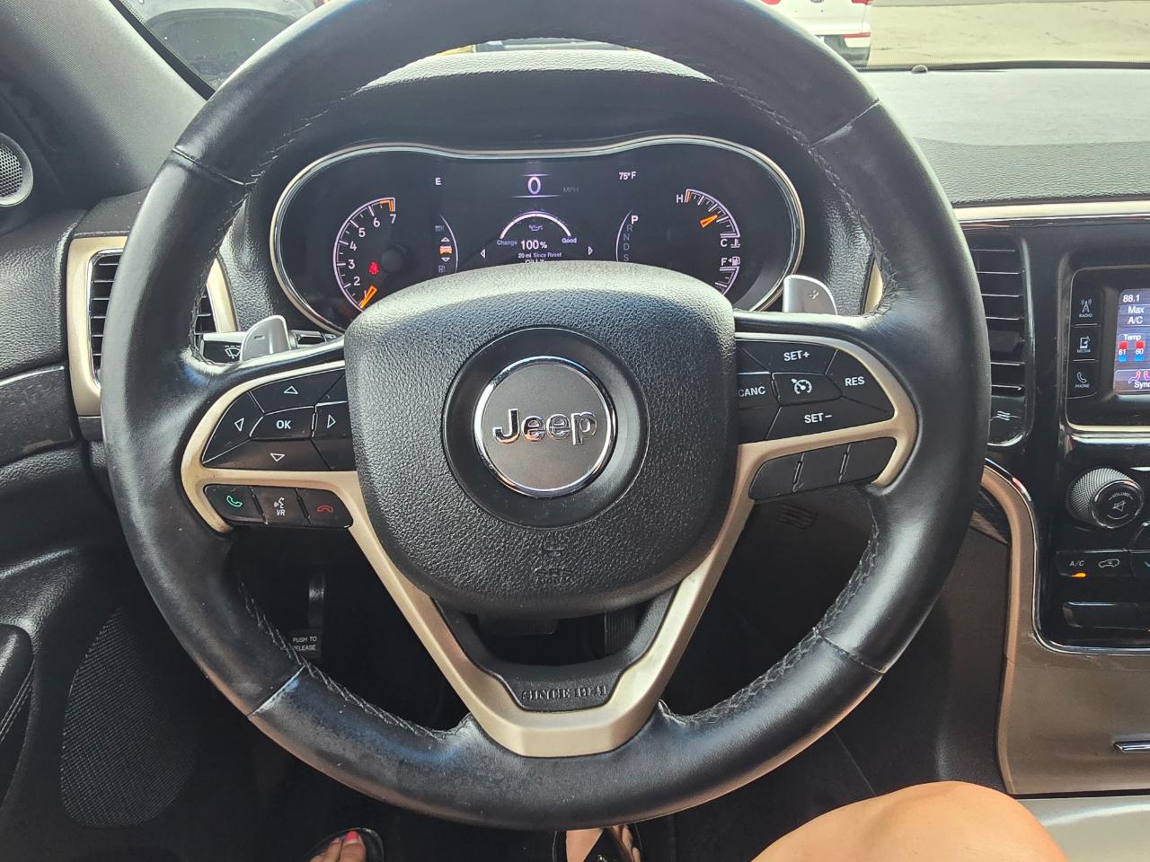 Jeep Grand Cherokee 4WD 4dr Laredo 2014