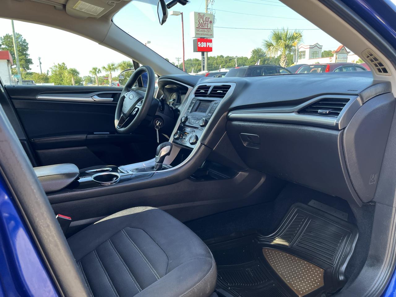 Ford Fusion 4dr Sdn SE FWD 2013