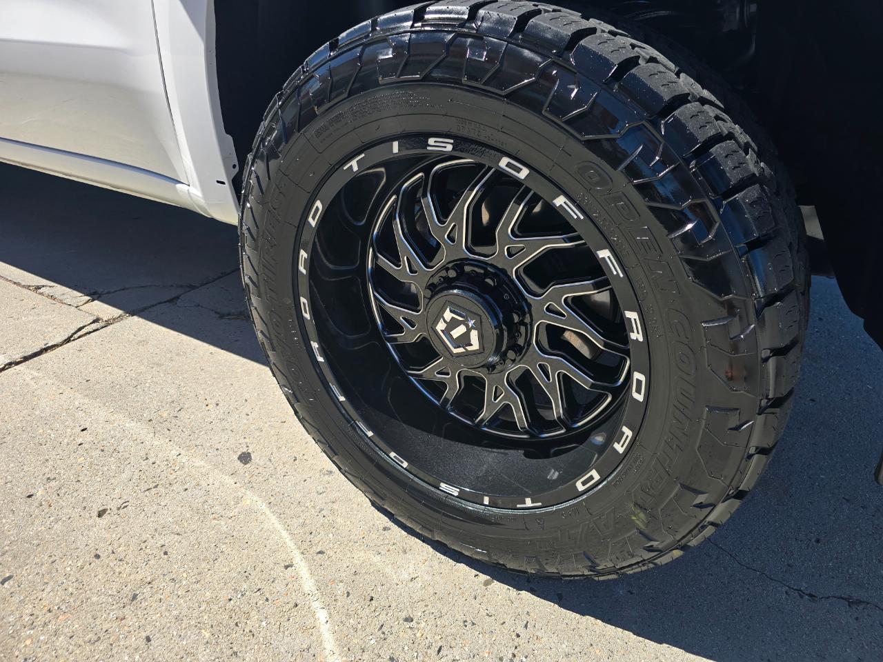 Chevrolet Silverado 1500 4WD Crew Cab 147" RST 2020