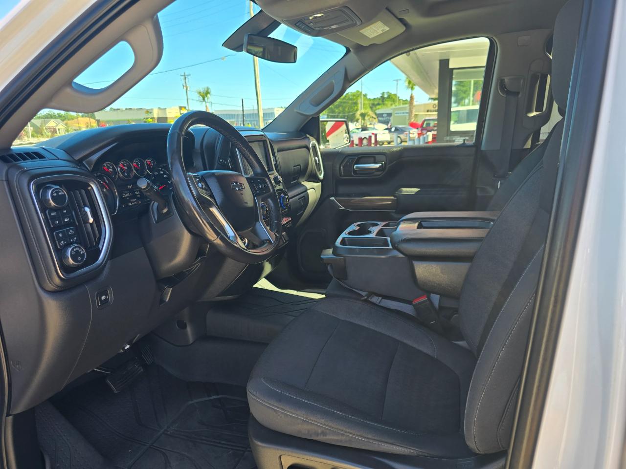 Chevrolet Silverado 1500 4WD Crew Cab 147" RST 2020