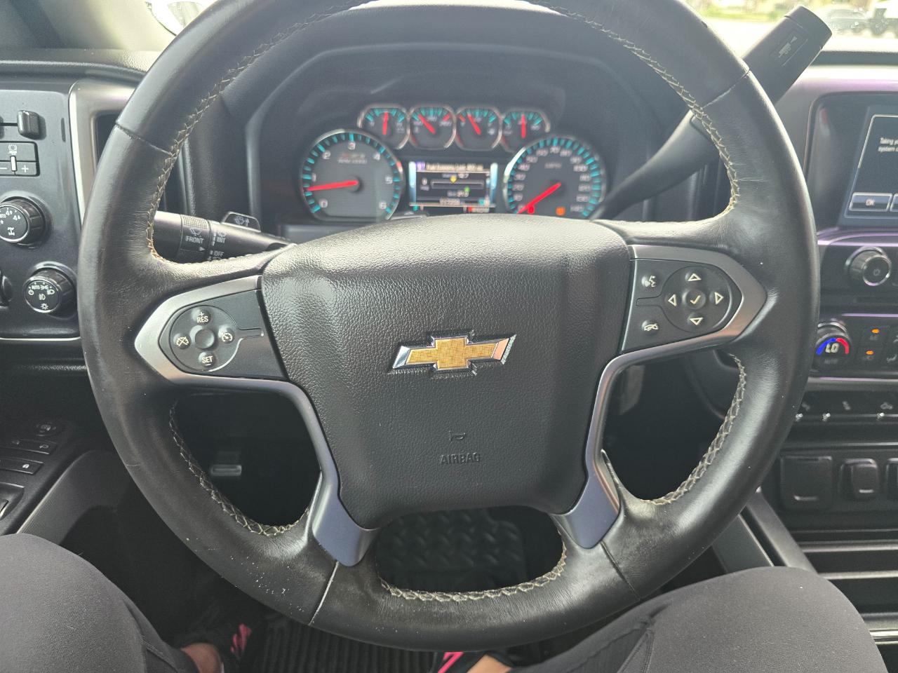 Chevrolet Silverado 1500 4WD Crew Cab 143.5" LT w/2LT 2016