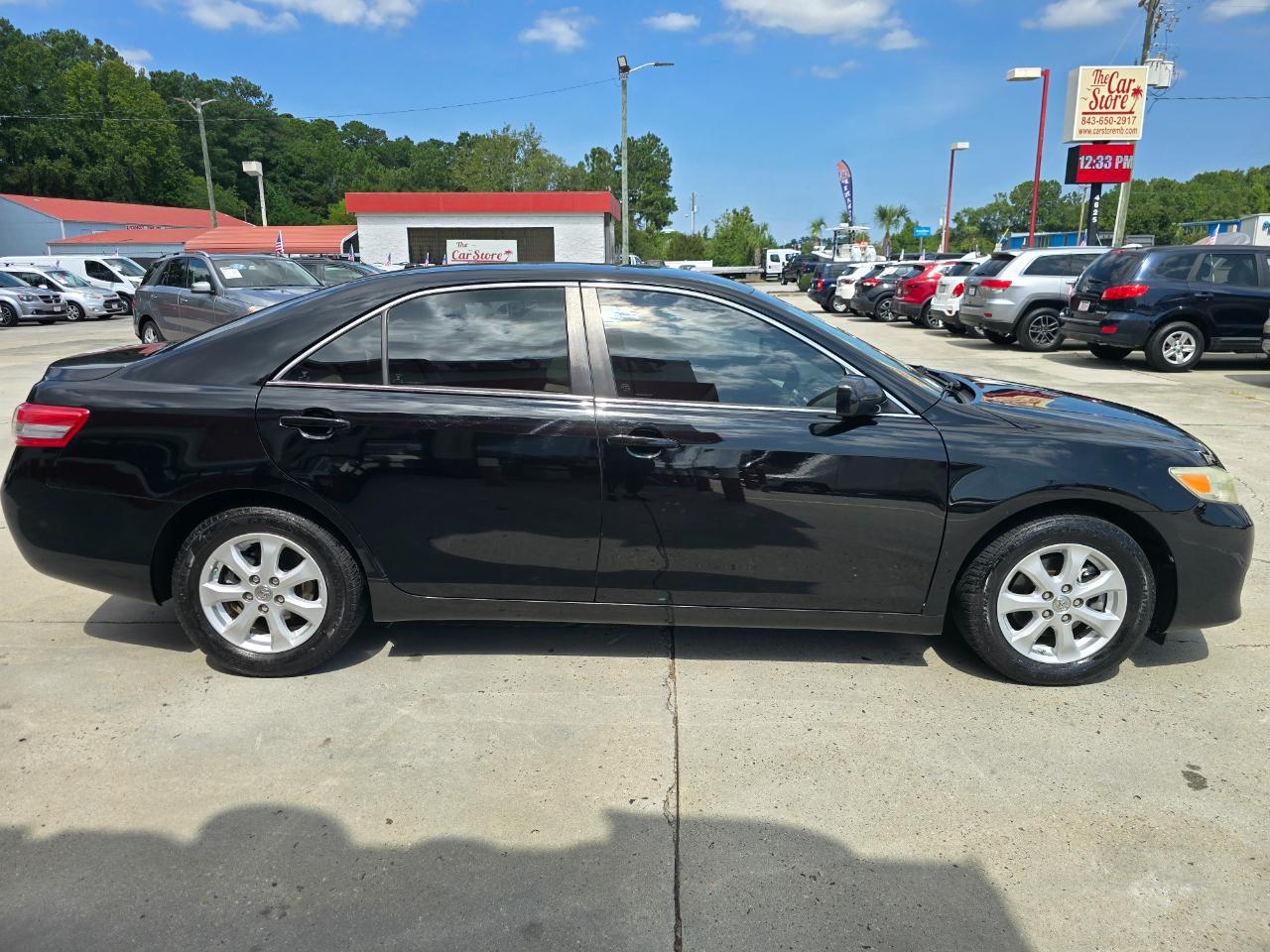 Toyota Camry 4dr Sdn I4 Auto LE (Natl) 2011