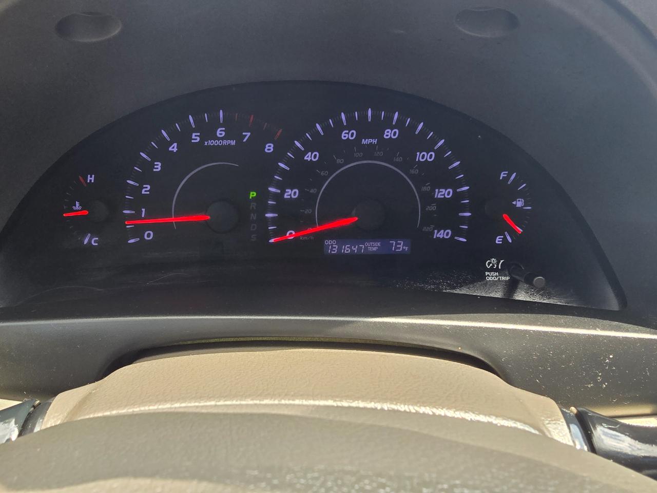 Toyota Camry 4dr Sdn I4 Auto LE (Natl) 2011