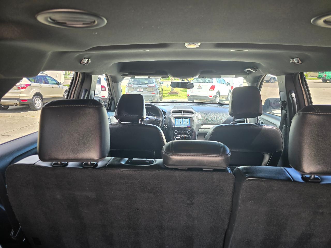 Ford Explorer XLT 4WD 2018