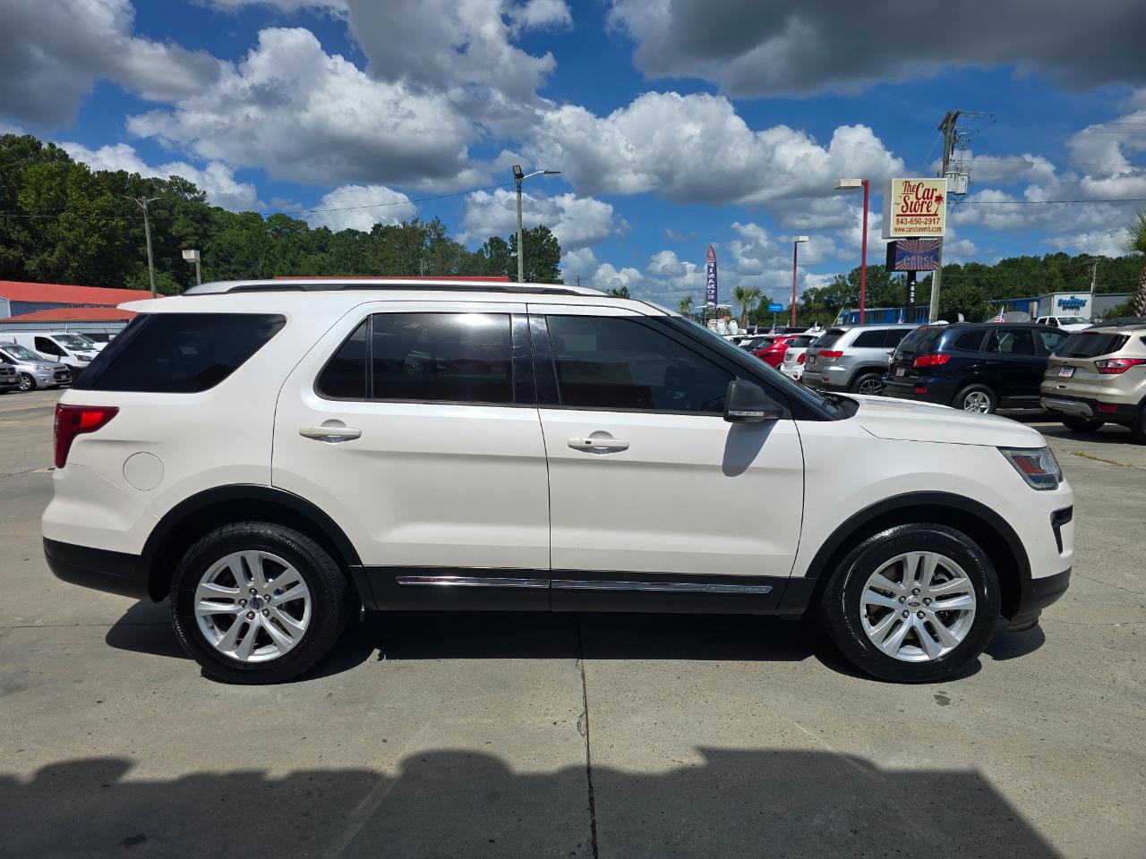 Ford Explorer XLT 4WD 2018