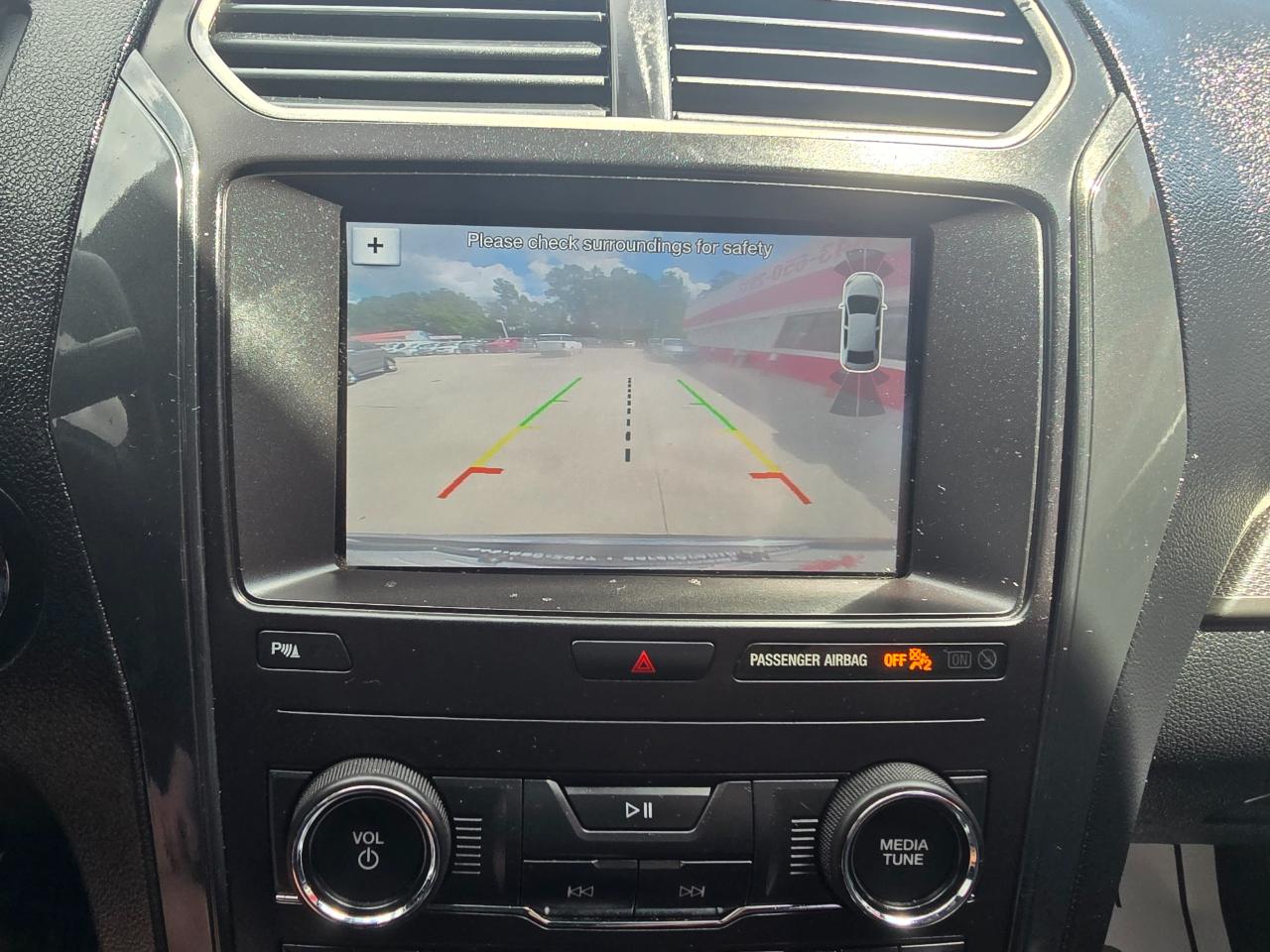 Ford Explorer XLT 4WD 2018