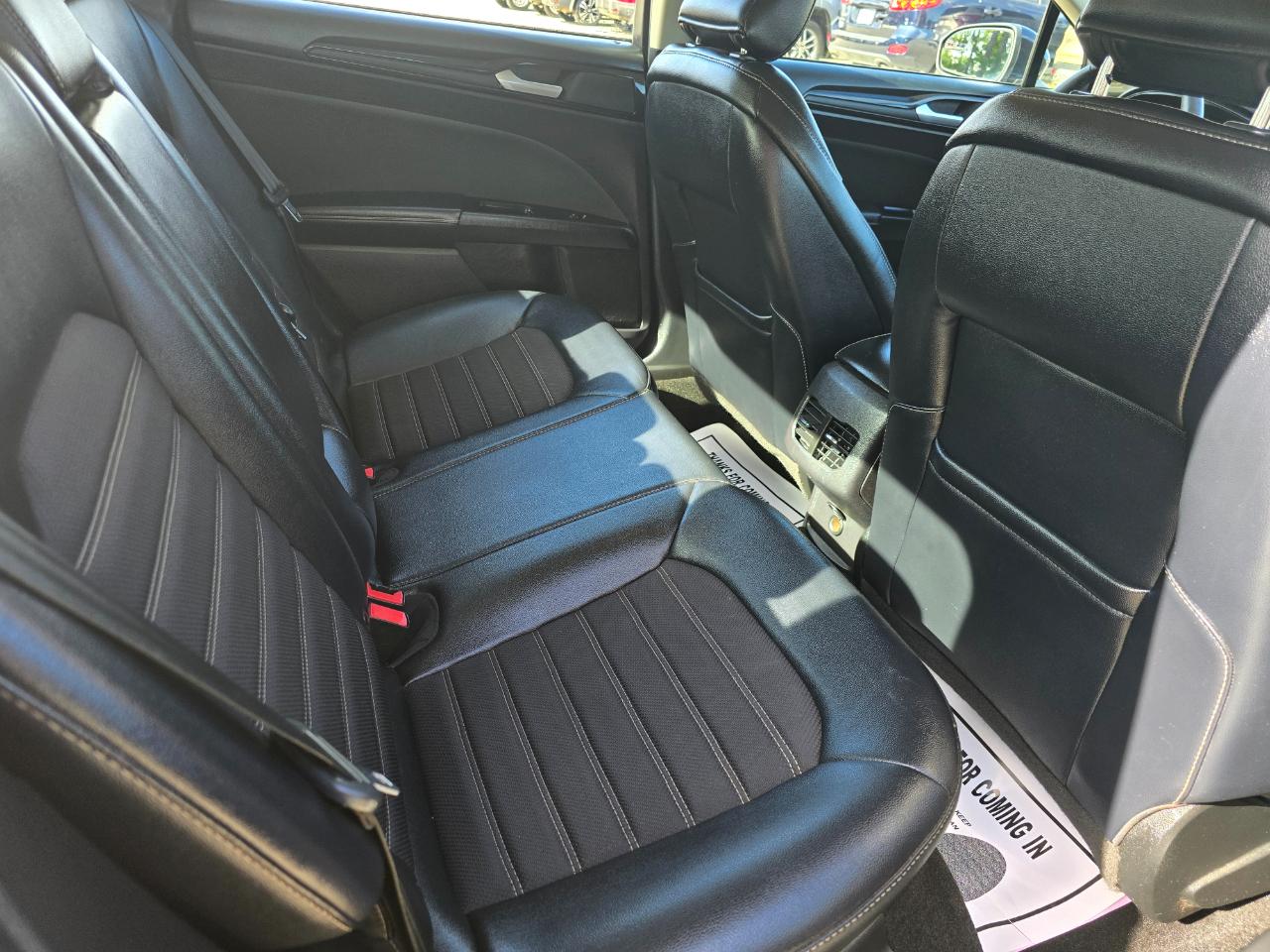 Ford Fusion SE FWD 2018