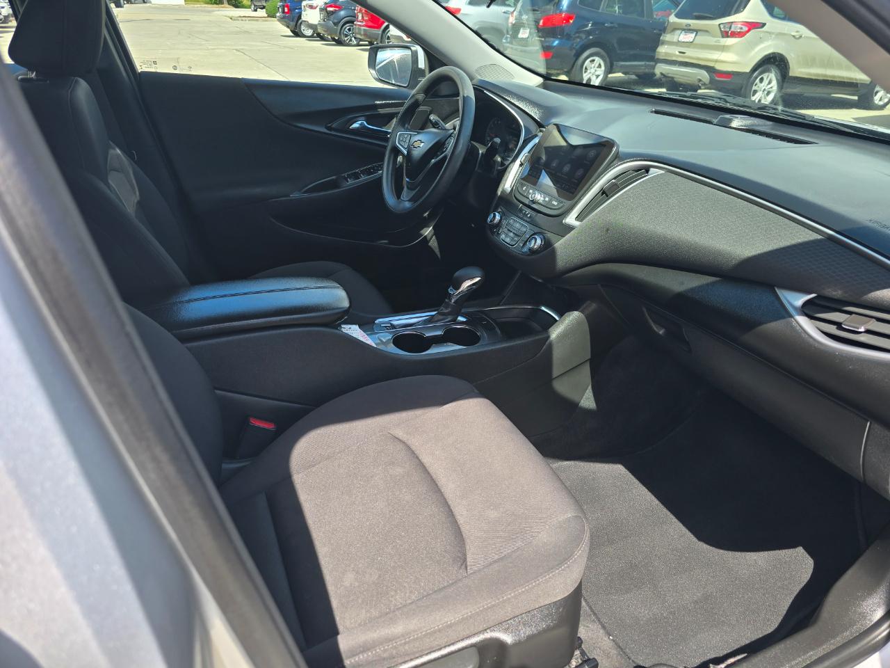 Chevrolet Malibu 4dr Sdn LT 2022