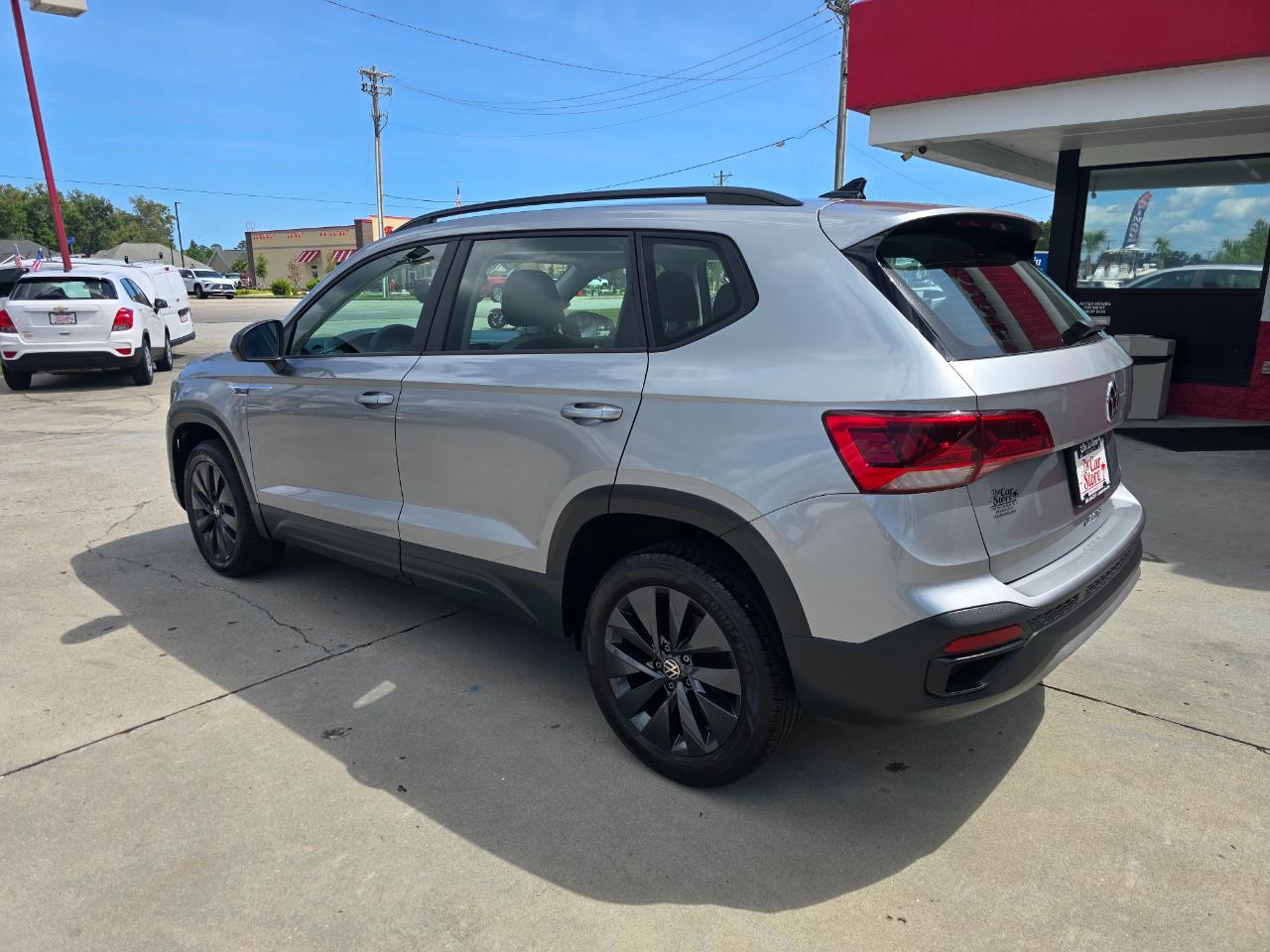 Volkswagen Taos S FWD 2022