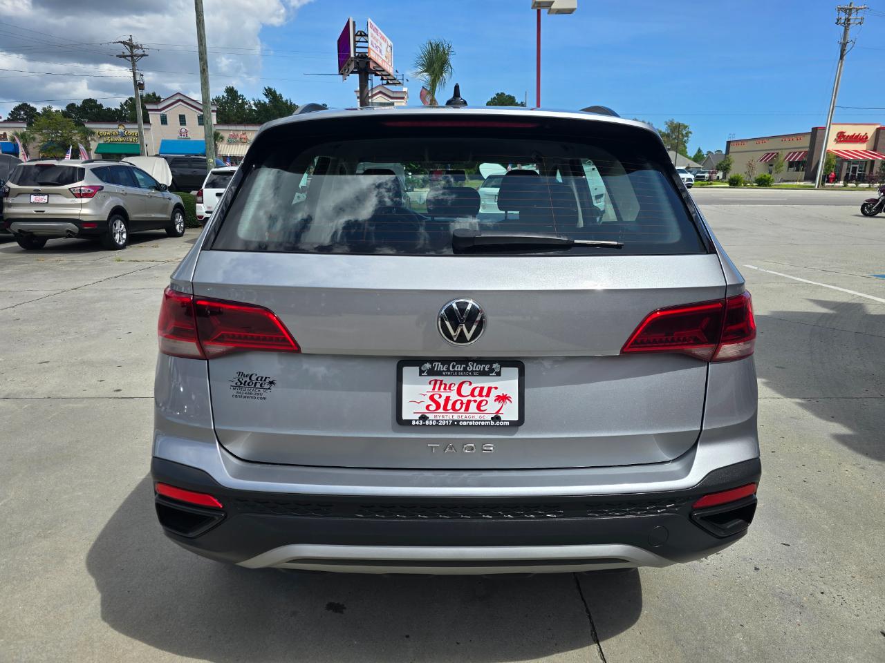 Volkswagen Taos S FWD 2022