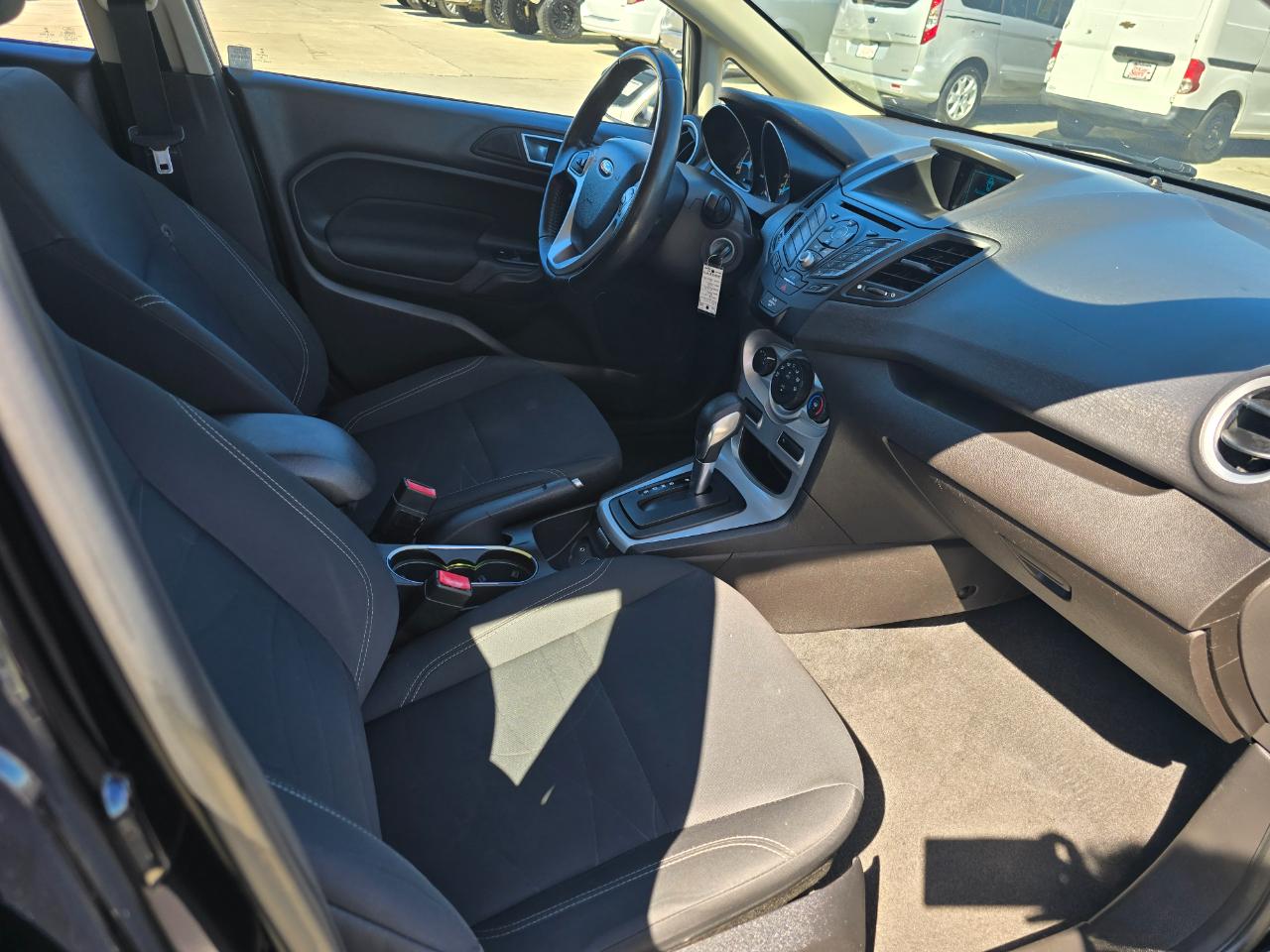 Ford Fiesta 4dr Sdn SE 2016