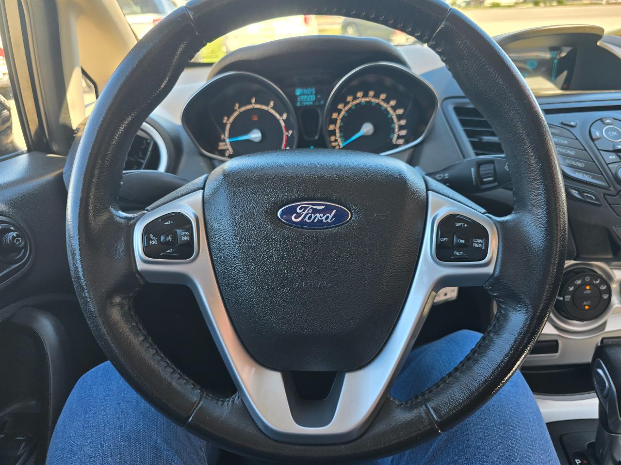Ford Fiesta 4dr Sdn SE 2016