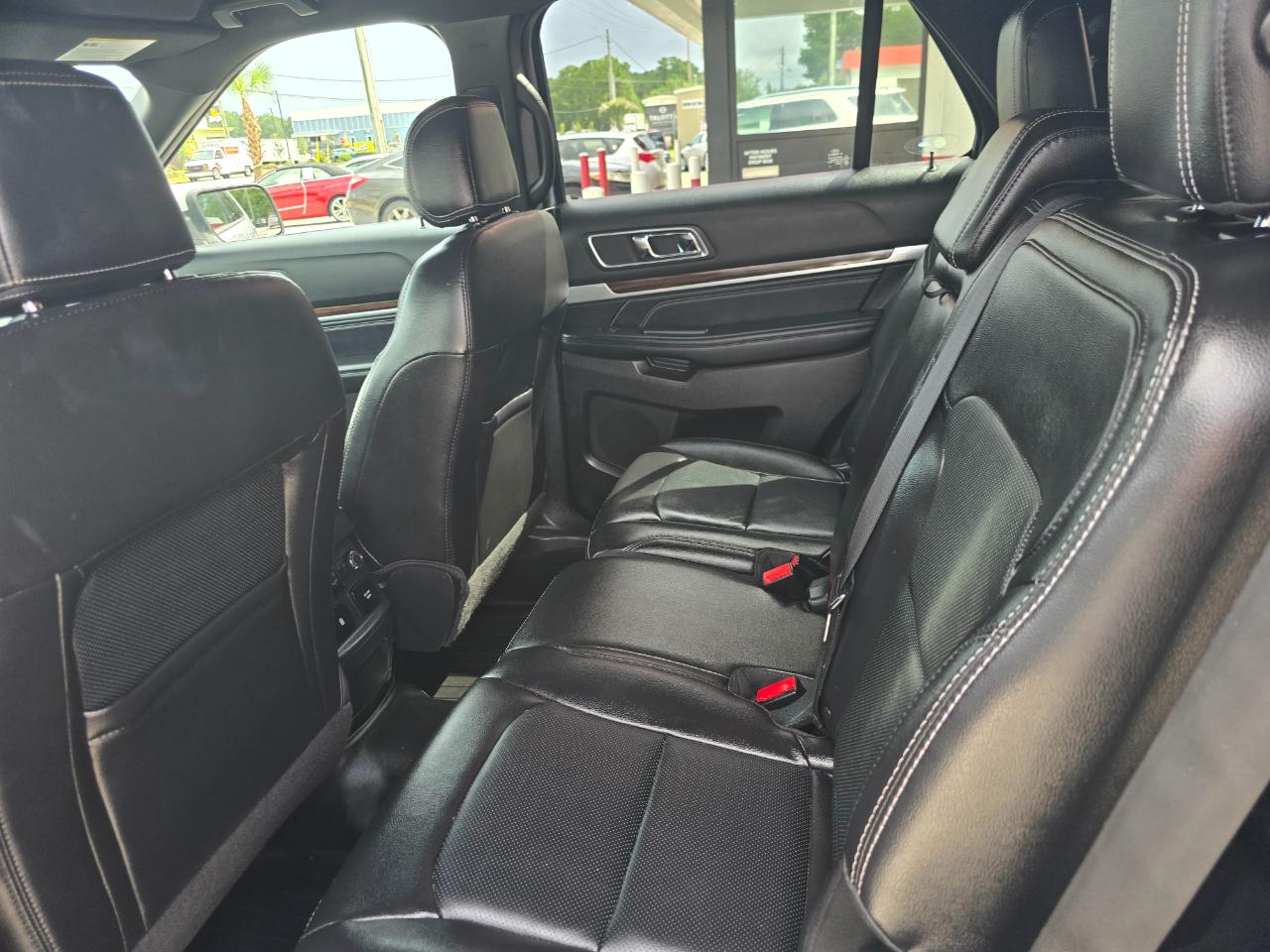 Ford Explorer Limited FWD 2017