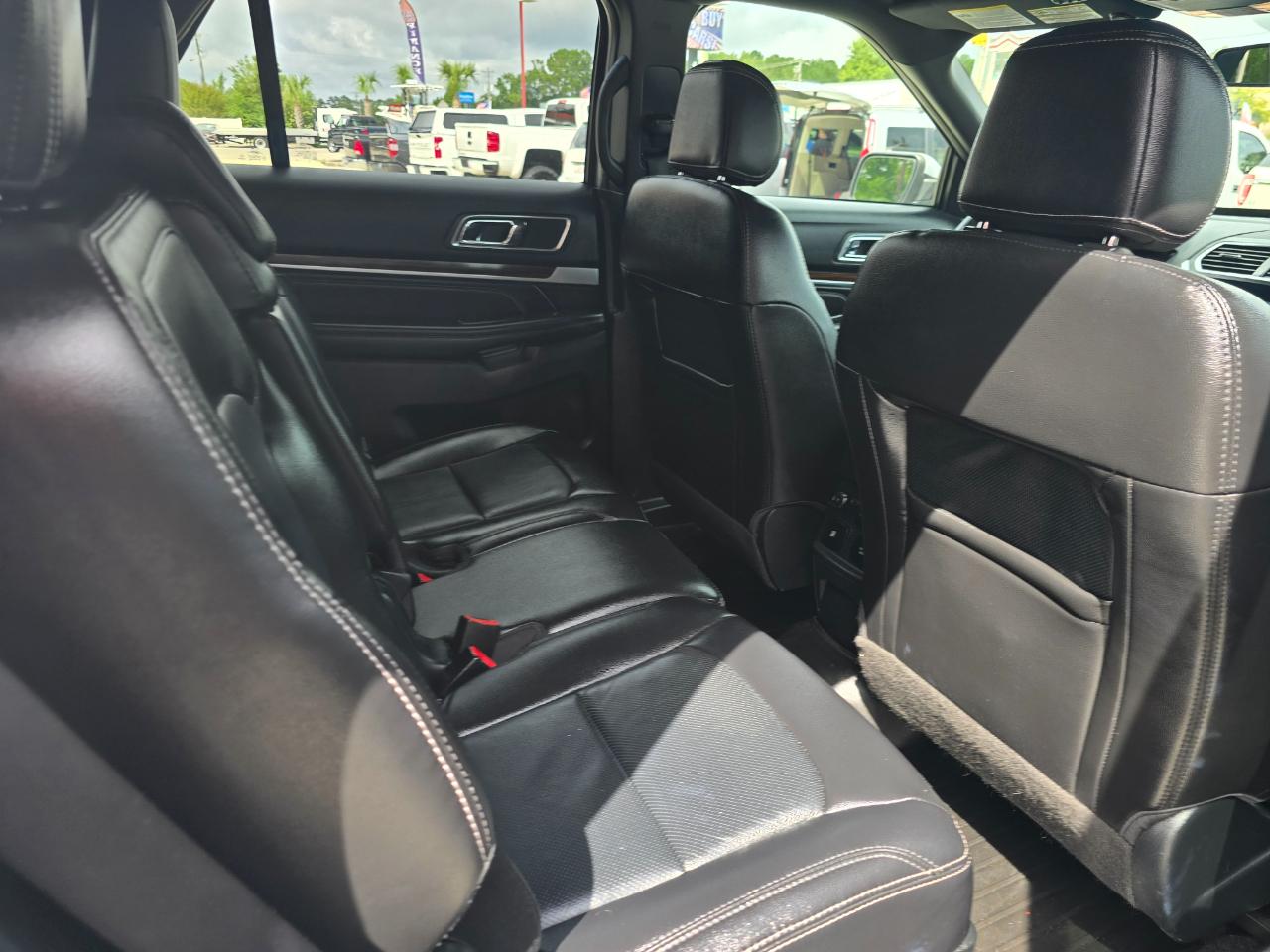 Ford Explorer Limited FWD 2017