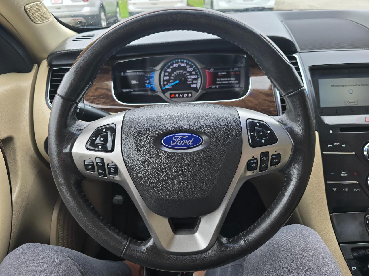 Ford Taurus 4dr Sdn Limited FWD 2016