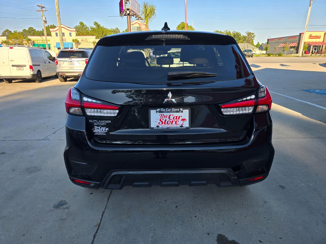 Mitsubishi Outlander Sport ES 2.0 CVT 2021
