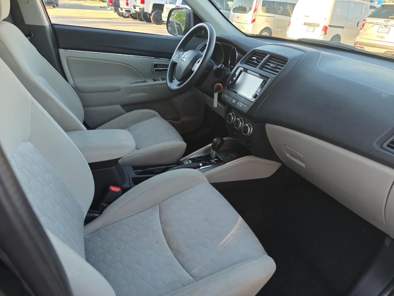 Mitsubishi Outlander Sport ES 2.0 CVT 2021