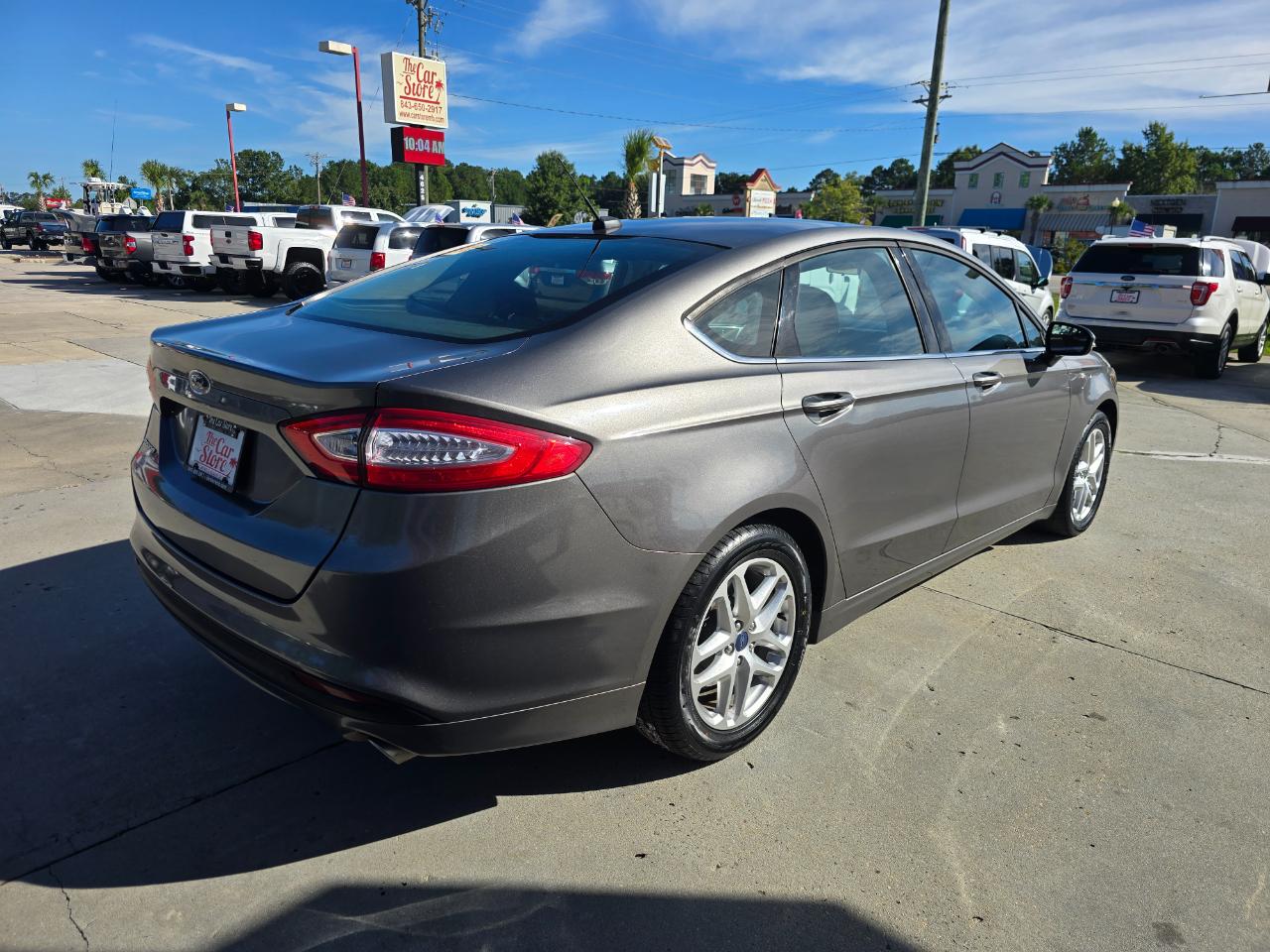 Ford Fusion 4dr Sdn SE FWD 2014