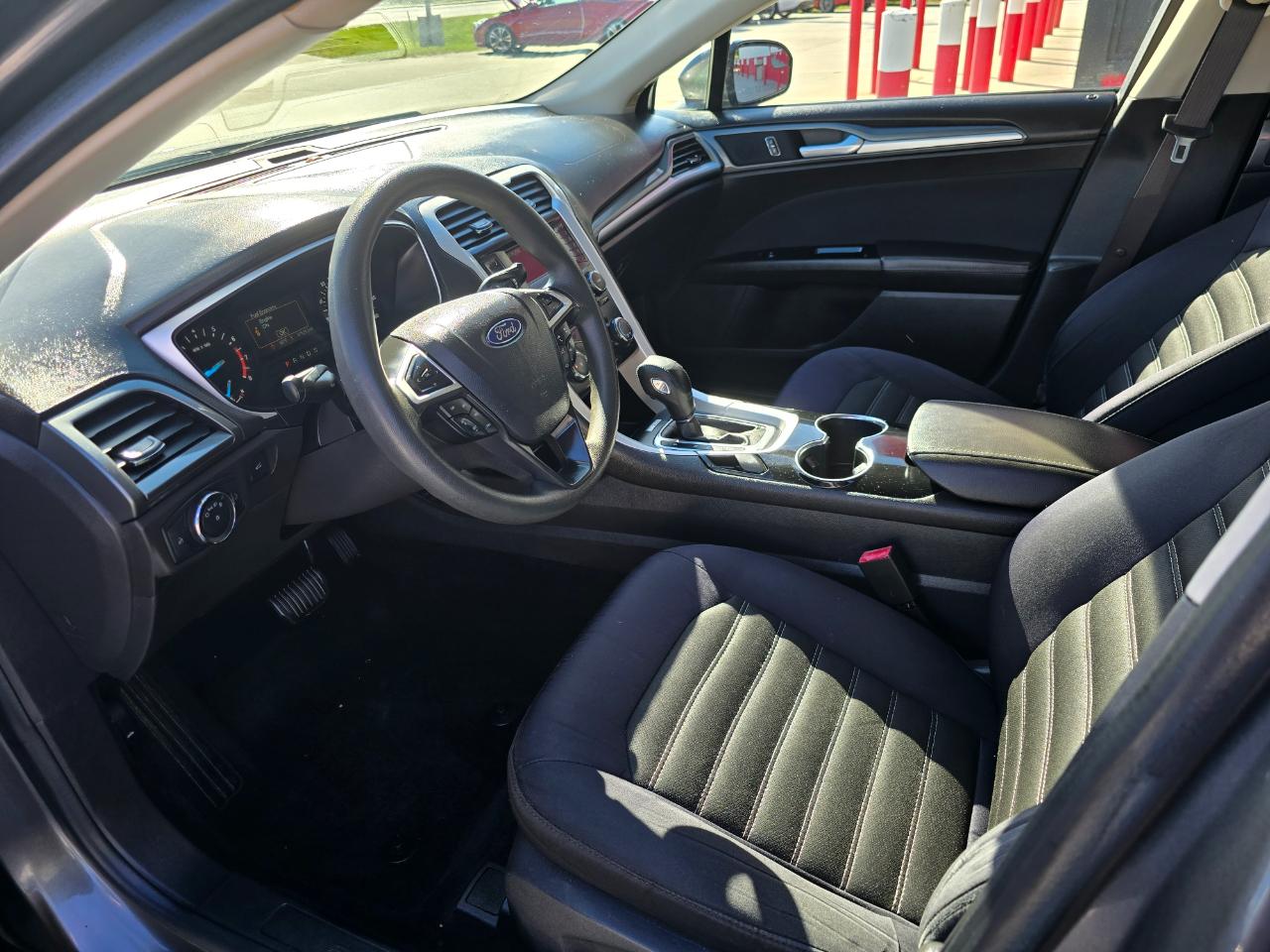 Ford Fusion 4dr Sdn SE FWD 2014