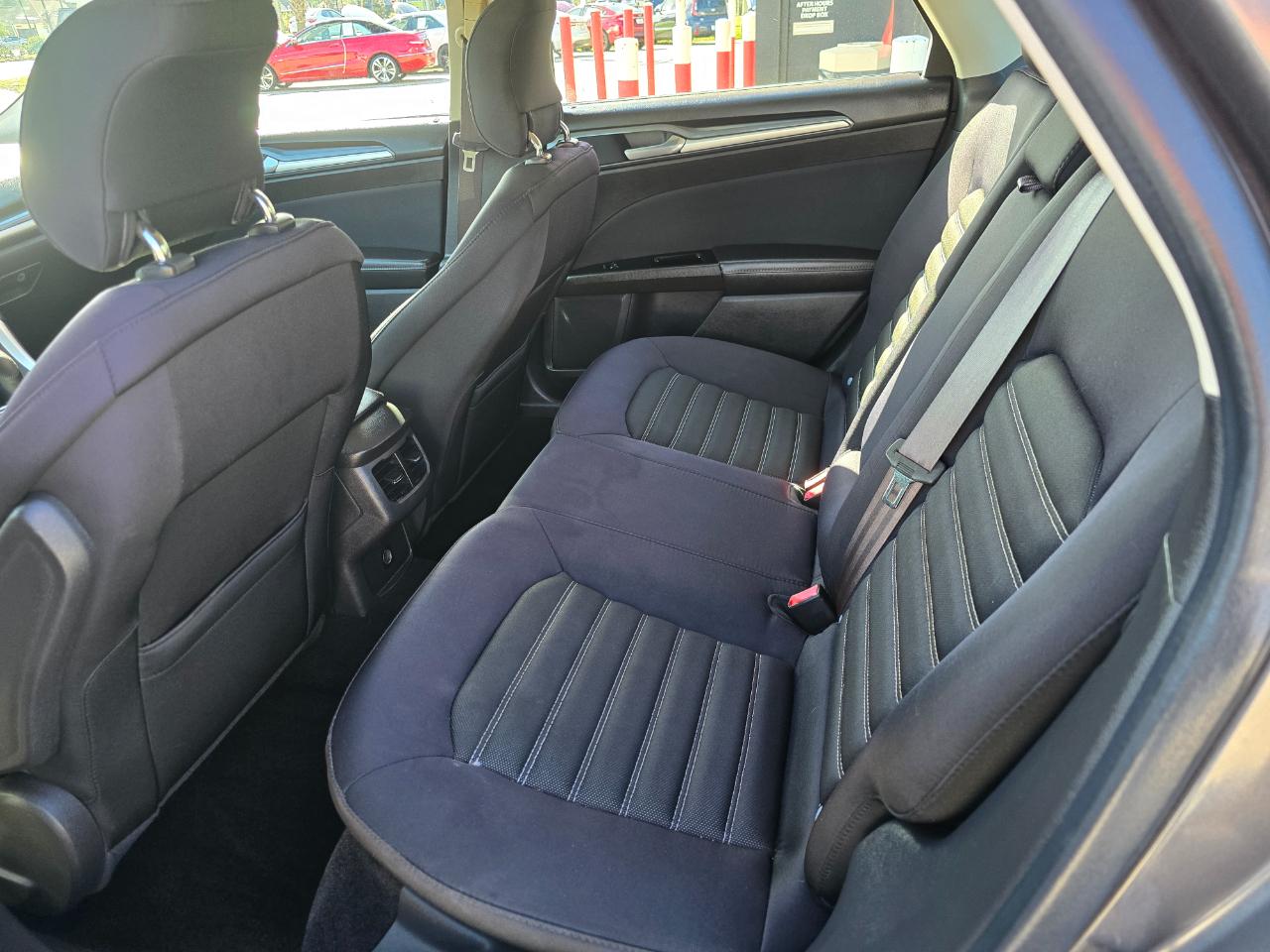Ford Fusion 4dr Sdn SE FWD 2014