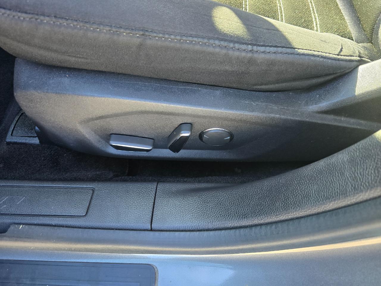 Ford Fusion 4dr Sdn SE FWD 2014