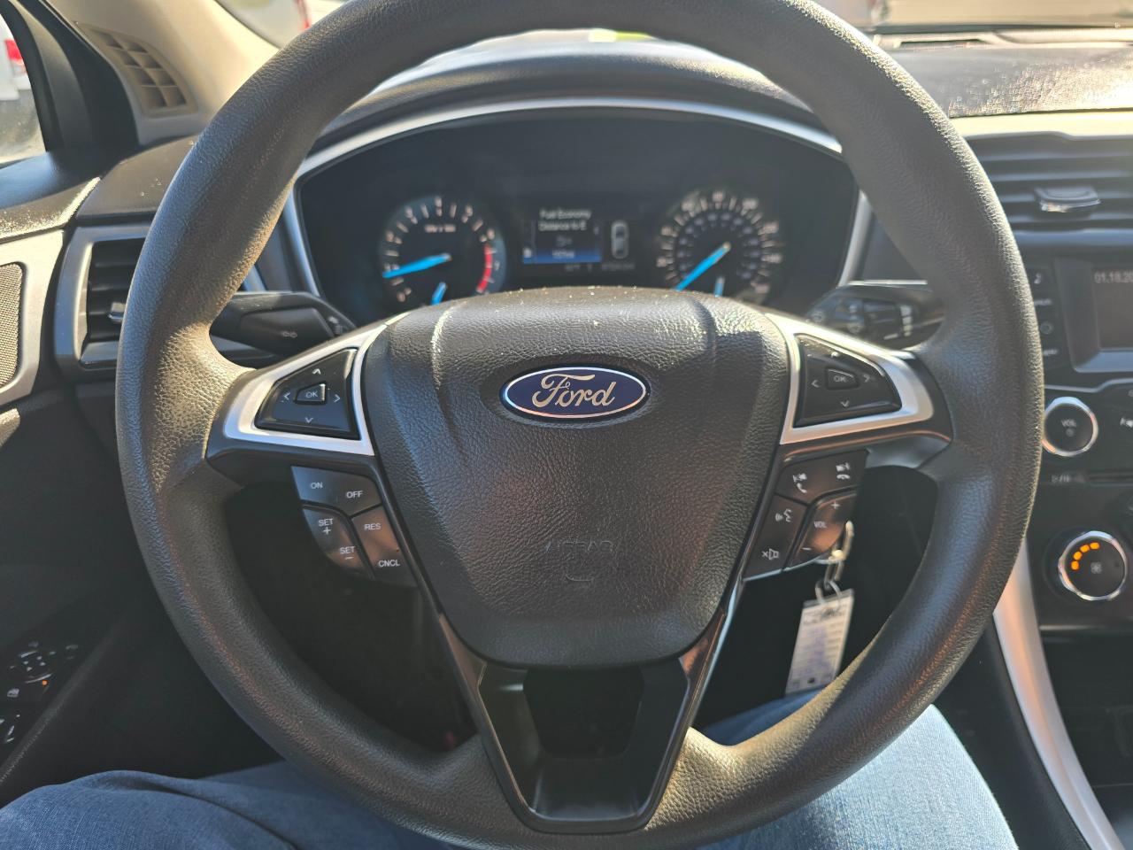Ford Fusion 4dr Sdn SE FWD 2014