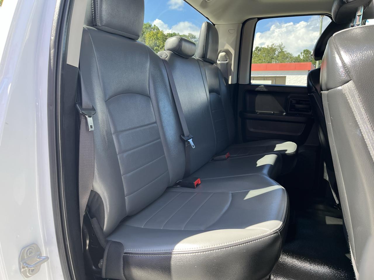 RAM 1500 Classic Tradesman 4x4 Quad Cab 6'4" Box 2021