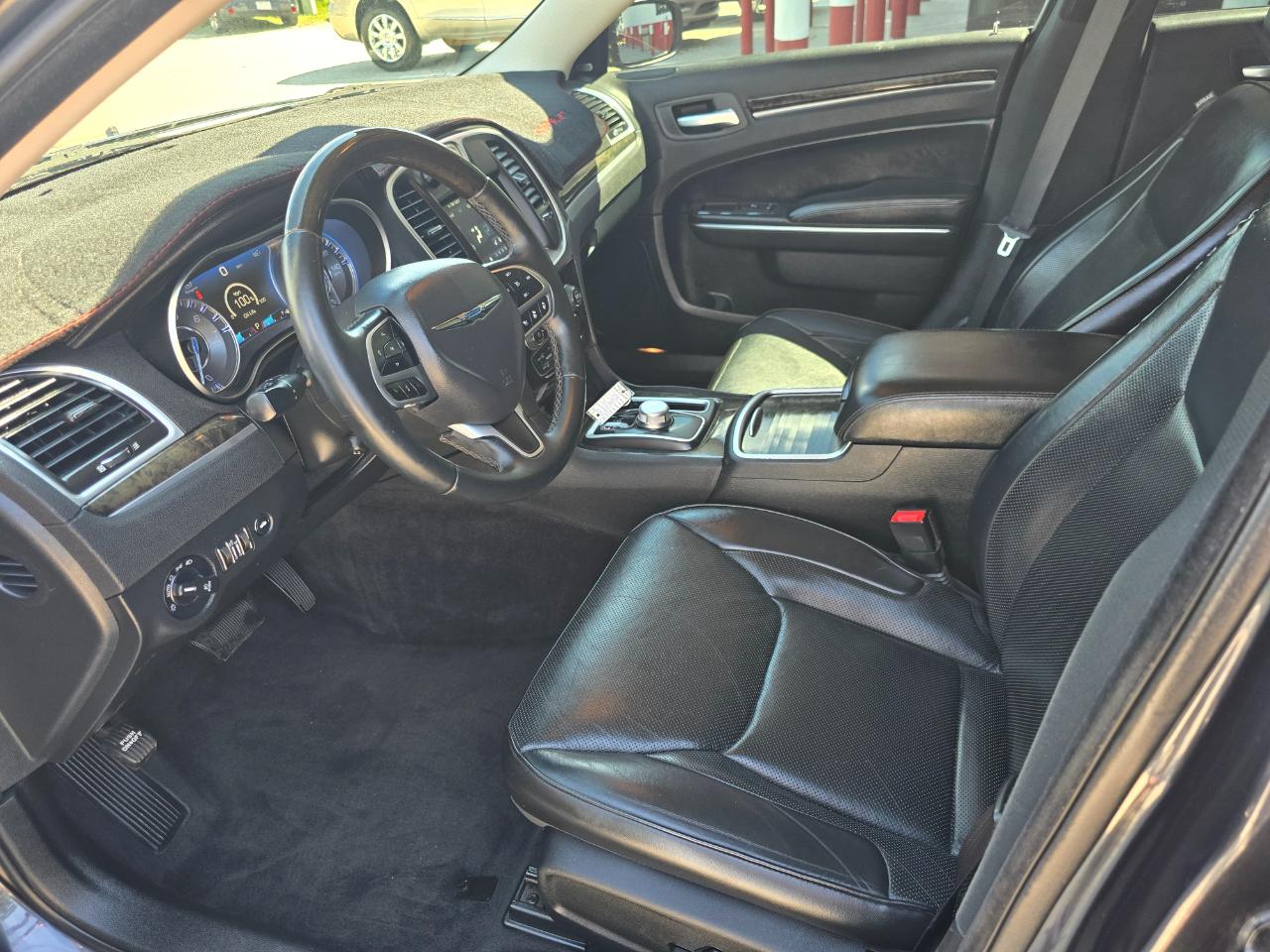 Chrysler 300 300C AWD 2017
