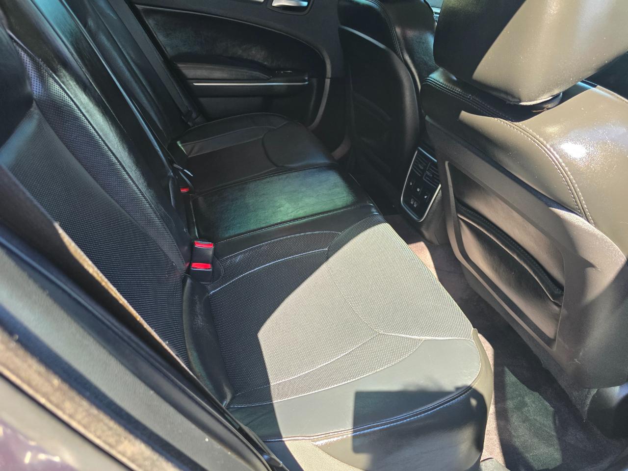 Chrysler 300 300C AWD 2017