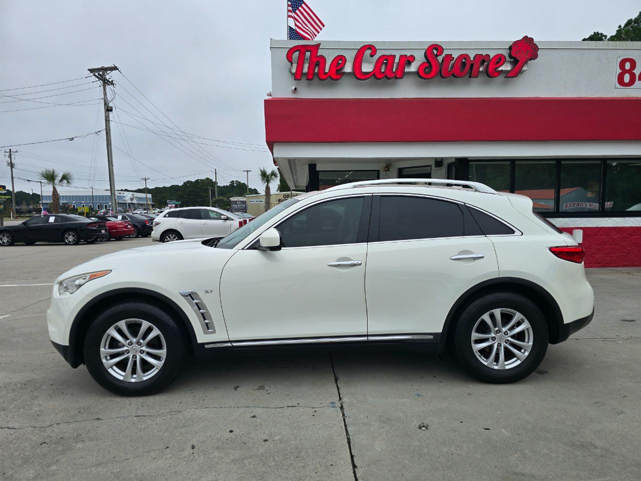 Infiniti QX70 RWD 4dr 2014