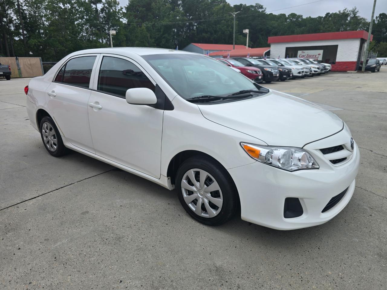 Toyota Corolla 4dr Sdn Auto L (Natl) 2013