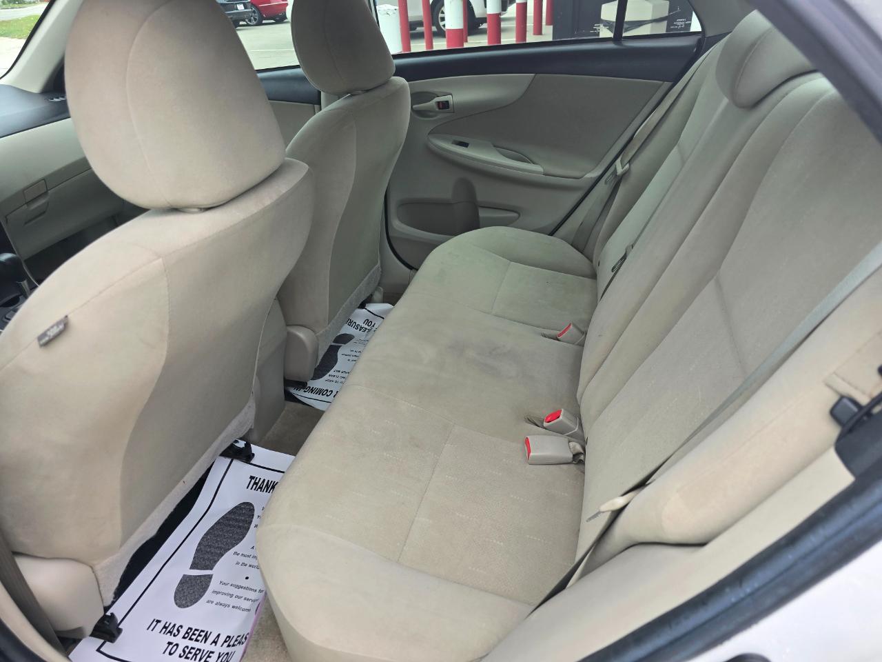 Toyota Corolla 4dr Sdn Auto L (Natl) 2013