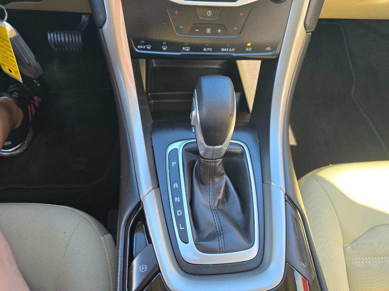 Ford Fusion 4dr Sdn SE Hybrid FWD 2013