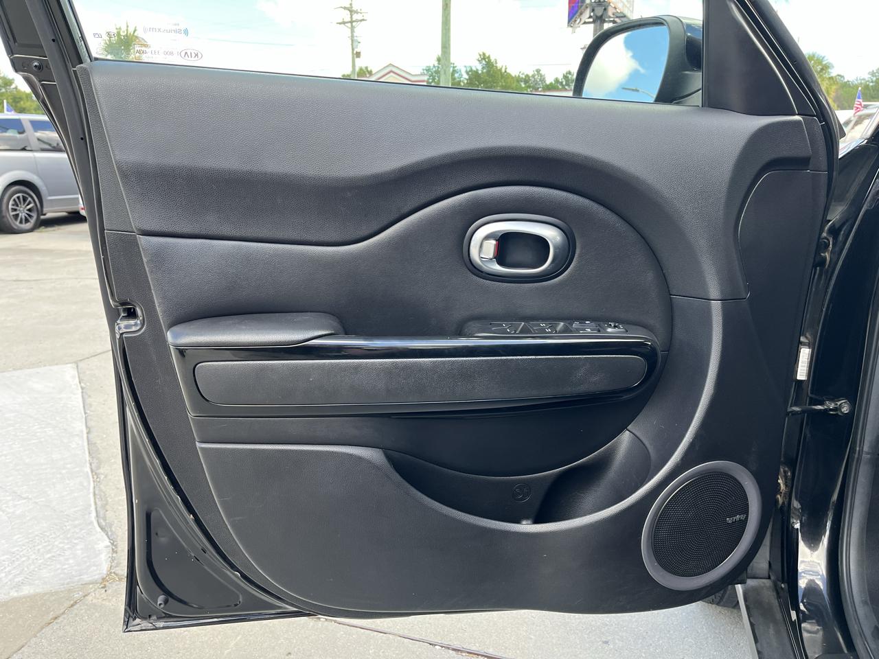 Kia Soul 5dr Wgn Auto + 2015