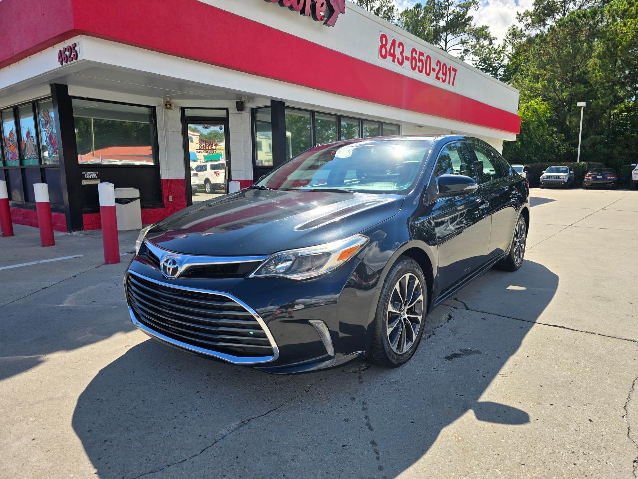 Toyota Avalon 4dr Sdn XLE Premium (Natl) 2016