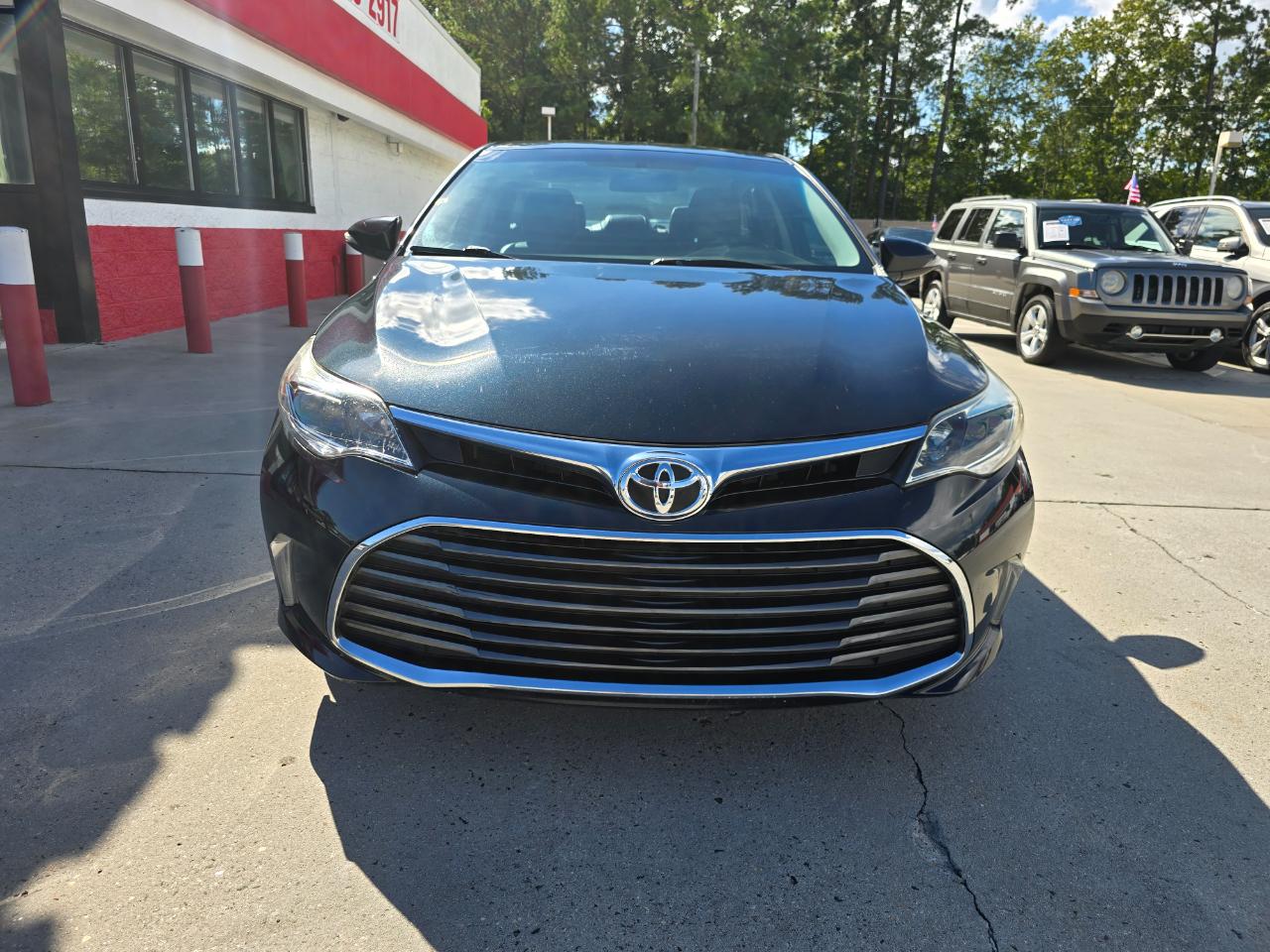 Toyota Avalon 4dr Sdn XLE Premium (Natl) 2016